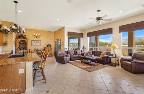 38357 Granite Crst Dr, Tucson AZ 85739-1748 exterior