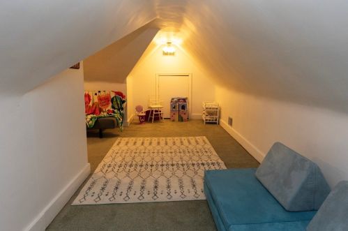 109 Race St, Pittsburgh PA  15218-1337 exterior