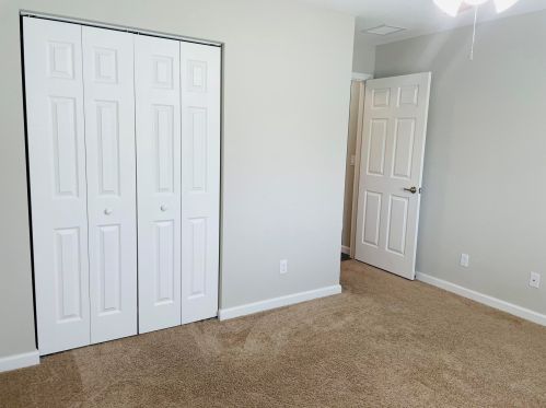 112 Ridgecrest Dr, Fort Pierce FL  34953-5449 exterior