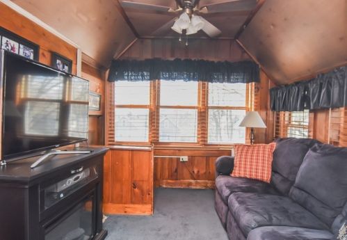 6 Stevens St, Methuen MA 01844-3154 exterior