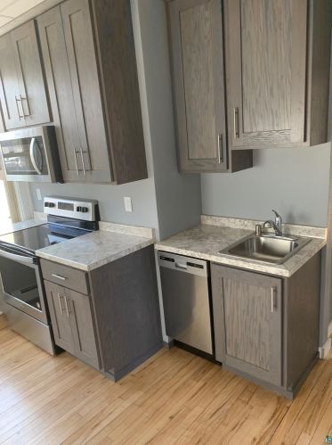 1427 101 Ave, Duluth MN 55808-1618 exterior