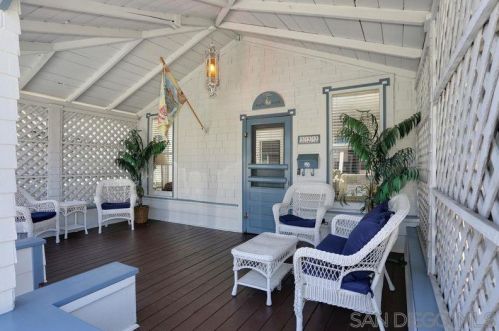 222 San Jose Ave, Capitola, CA 95010-3217