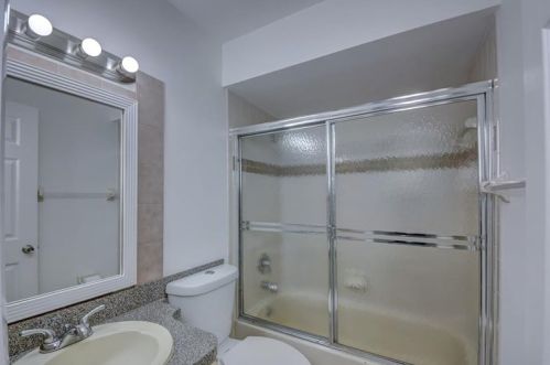 509 Floresta Dr, Fort Pierce FL  34983-8613 exterior