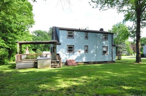 913 Plymouth St, Windsor CT 06095-3713 exterior