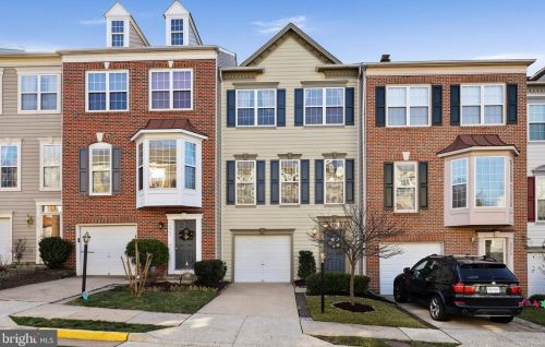 6371 Levtov Lndg, Alexandria, VA 22312-3986