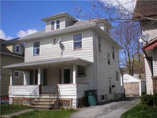 70 Mohawk St, Rochester, NY 14621-4130