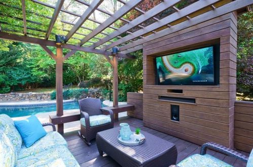 305 Drummen Ct, Atlanta GA 30328-2658 exterior