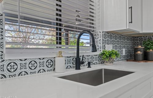 394 Redfield Rd, Chandler AZ 85225-1023 exterior