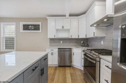 19 Becker Ter, Irvington NJ 07111-1311 exterior