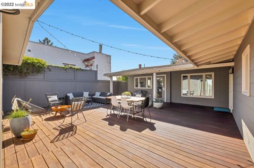 210 Amherst Ave, Berkeley CA 94708-1001 exterior