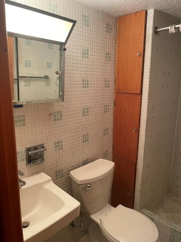 11805 Ridgeway Ave, Chicago IL 60659-1116 exterior