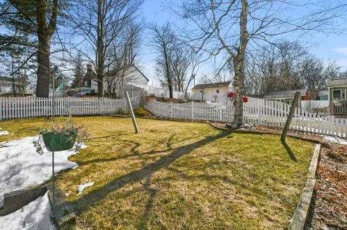 162 June St, Worcester MA 01602-3249 exterior