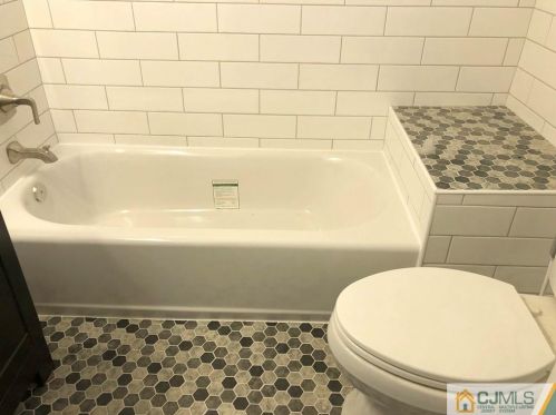 244 Hamilton St, New Brunswick NJ 08901-2206 exterior