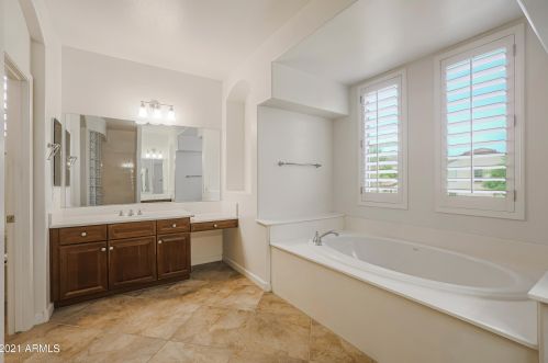 25422 50 Dr, Phoenix AZ 85031-1324 exterior