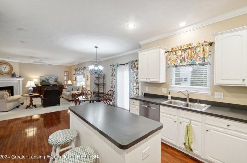 5905 Coleman Rd, East Lansing MI 48823-9799 exterior