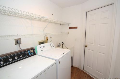 182 Carter Ave, Fort Pierce FL 34983-2901 exterior