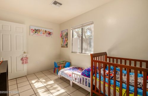 506 Iroquois Ave, Tucson AZ 85745-3161 exterior