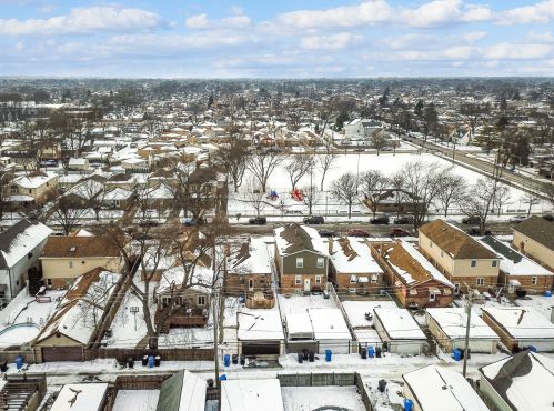 10729 Sawyer Ave, Chicago IL 60655-2413 exterior