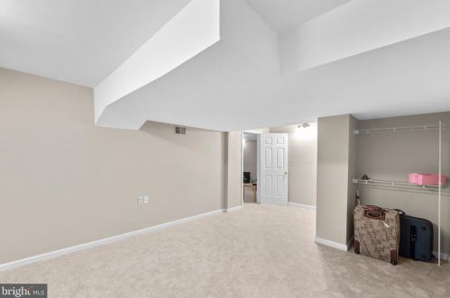 10158 Bracken Dr, Ellicott MD  21042-1675 exterior