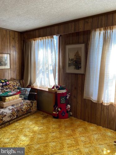 209 Highland Ave, Darby PA 19023-2006 exterior