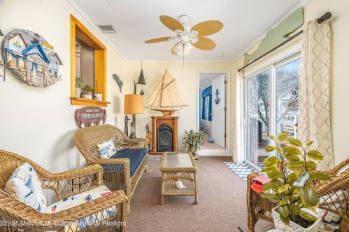 807 Bowline Dr, Lacey NJ 08731-3006 exterior