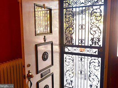 232 Rhode Island Ave, Washington DC  20001-1825 exterior