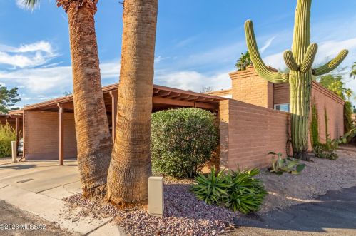 456 Calle Lindero, Tucson AZ  85704-3918 exterior