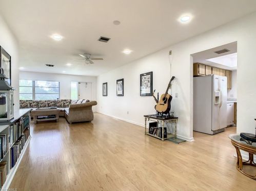 3933 12 St, Naples FL 34103-3885 exterior