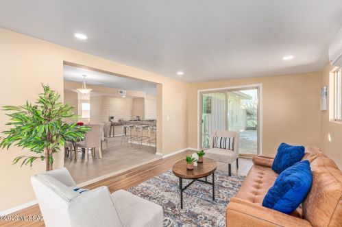 8401 Beverly St, Tucson, AZ 85710-5935