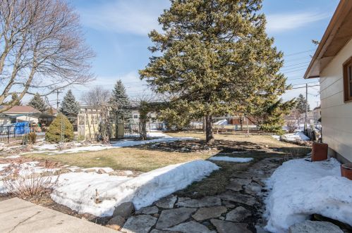 3241 97 St, Sturtevant WI 53177-2663 exterior