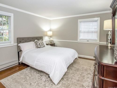 35 School St, Armonk NY 10504-1924 exterior