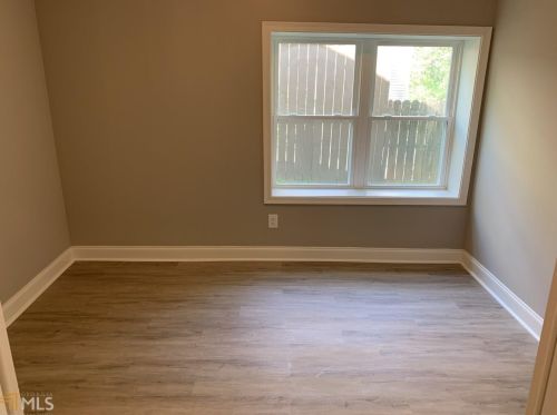 2565 Hawthorne Dr, Atlanta GA 30345-2039 exterior