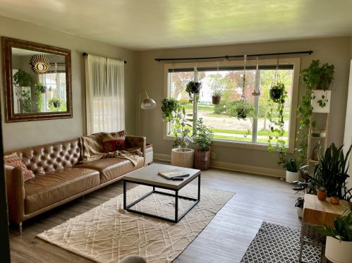 2735 63rd St, Milwaukee, WI 53210-2148