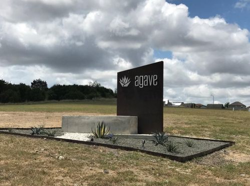 5344 Agatha Cir, Austin TX 78724-6220 exterior