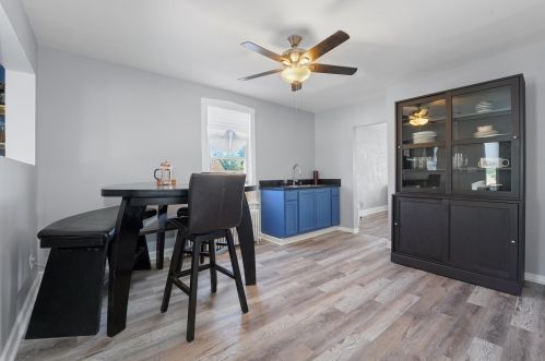 5638 Tripp Ave, Chicago IL 60629-4844 exterior