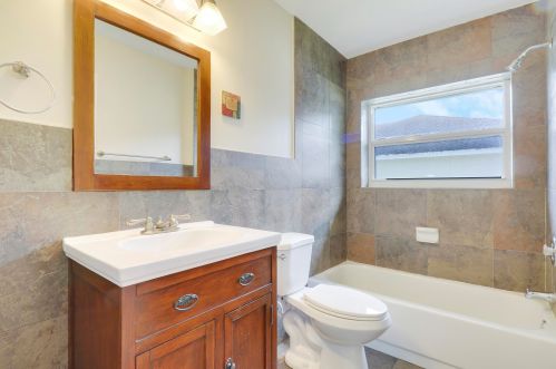 1826 Leafy Rd, Fort Pierce FL  34953-1392 exterior