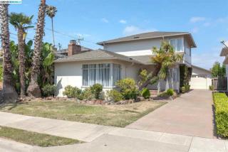 1403 Eastshore Dr, Alameda, CA 94501-3115
