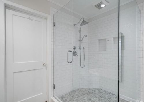 530 Deering Rd, Atlanta GA 30309-2267 exterior