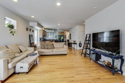 4844 Spaulding Ave, Chicago IL 60625-5205 exterior