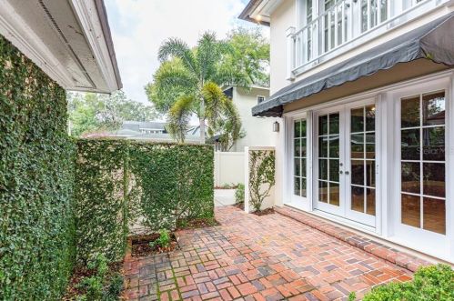 914 Alameda St, Orlando FL 32804-6903 exterior