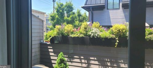 772 Dorrance St, Philadelphia PA 19146-2911 exterior