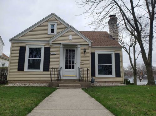 2776 47, Milwaukee WI 53210-1753 exterior