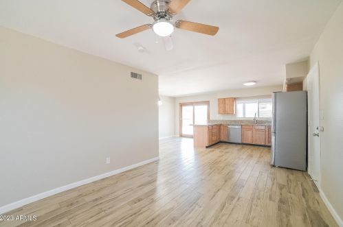 2235 Bluefield Ave, Phoenix AZ  85023-1214 exterior