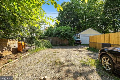 1034 Quinton Ave, Trenton NJ 08629-2402 exterior