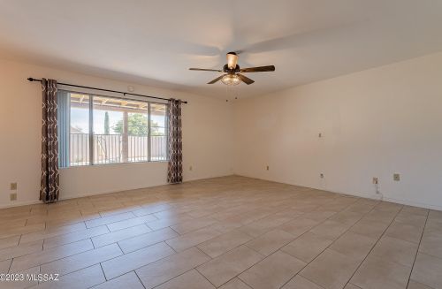 4801 Red Wolf Dr, Tucson AZ  85742-8825 exterior