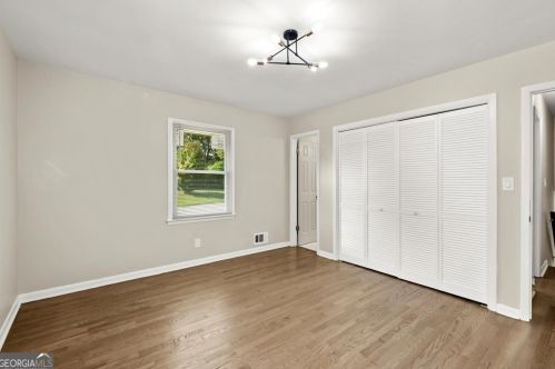 3949 Adamsville Dr, Atlanta GA  30331-3823 exterior