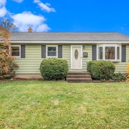 3218 Woodward Ave, Wyoming, MI