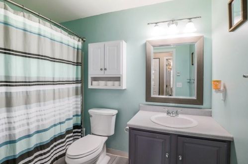 1560 Douglas Ave, Providence RI  02904-3858 exterior