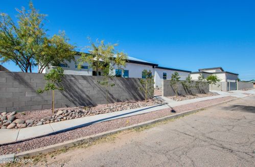 1051 20th St, Tucson AZ  85719-6708 exterior