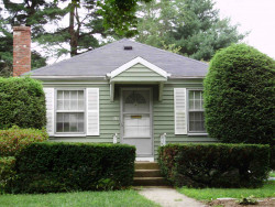 191 Christina St, Newton, MA 02461-1915